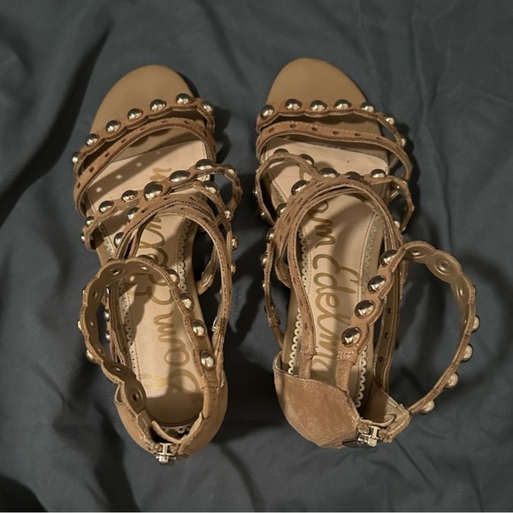 Sam Edelman Dustee Studded Suede Gladiator Sandals Nude Strappy Boho Casual 7.5 - Picture 3 of 9